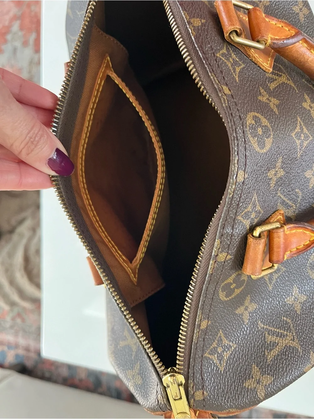 Louis Vuitton Speedy 30 Monogram Handbag - Picture 6 of 12